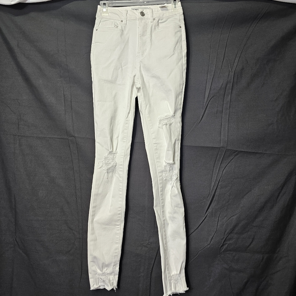 Refuge Colombia Ultra high Rise size 3 curvy denim white pants with tears